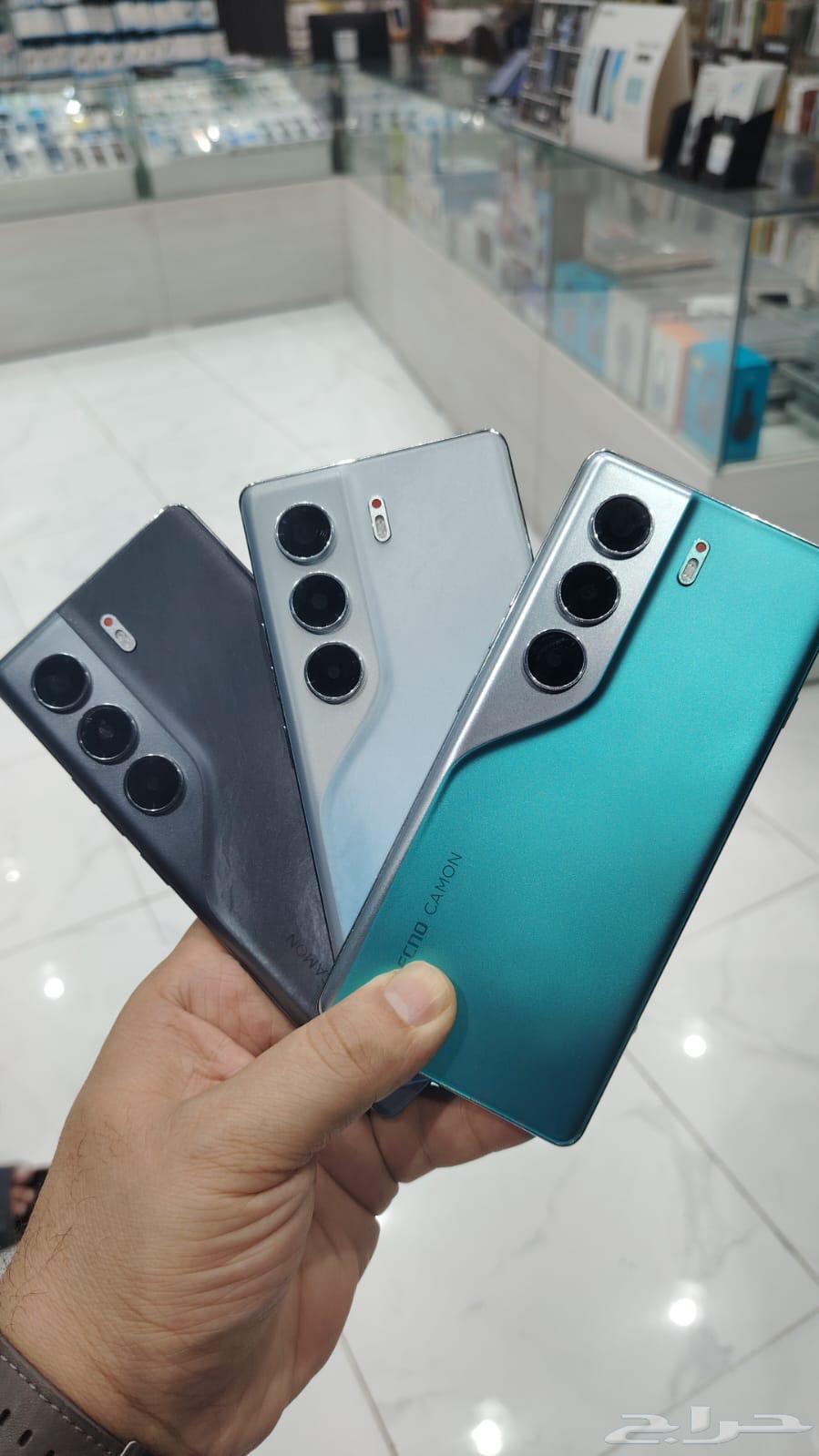 The latest mobile phones from Tecno, the Camon 40 Pro, are now available63074959659907111