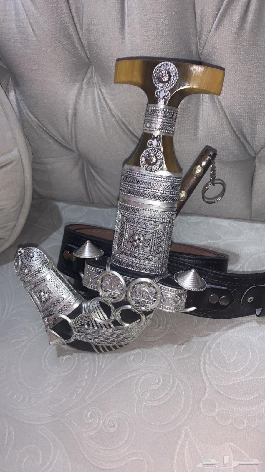 Selling a dagger630733617699871115