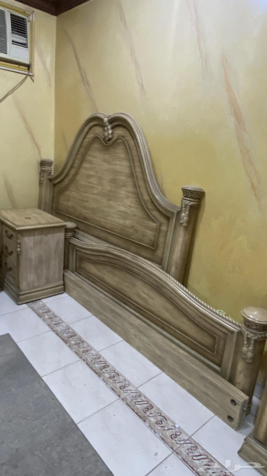 Used bedroom63073361914755113