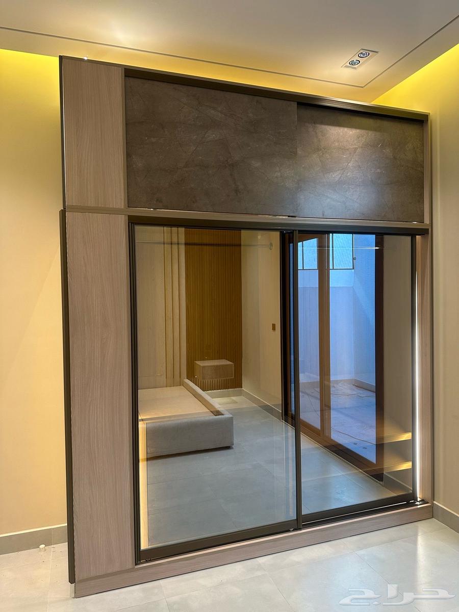 Closet Cabinet Details63071684173313113
