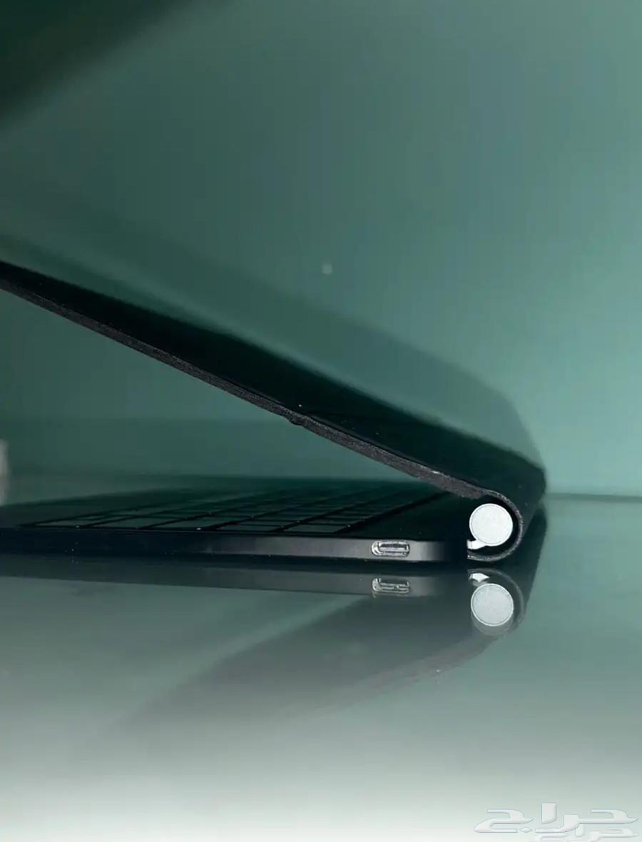 Magic Keyboard similar to Apple63071679197699112