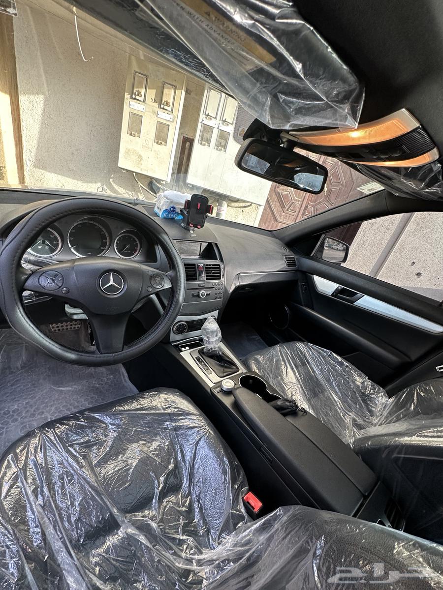 Mercedes 2010 C30063107412431362114