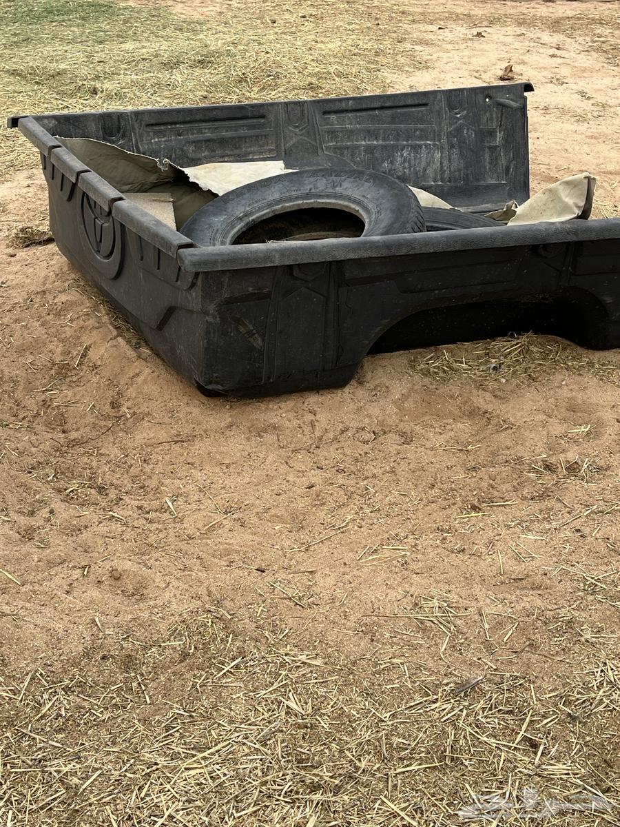 Toyota Hilux fiber box for sale63108138630915110