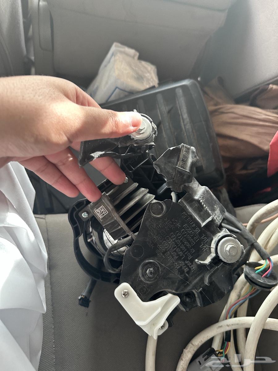 Lens and Camera Computer 202463107769401731111