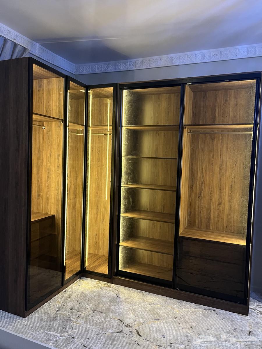 Closet Cabinet Details63071684173313112