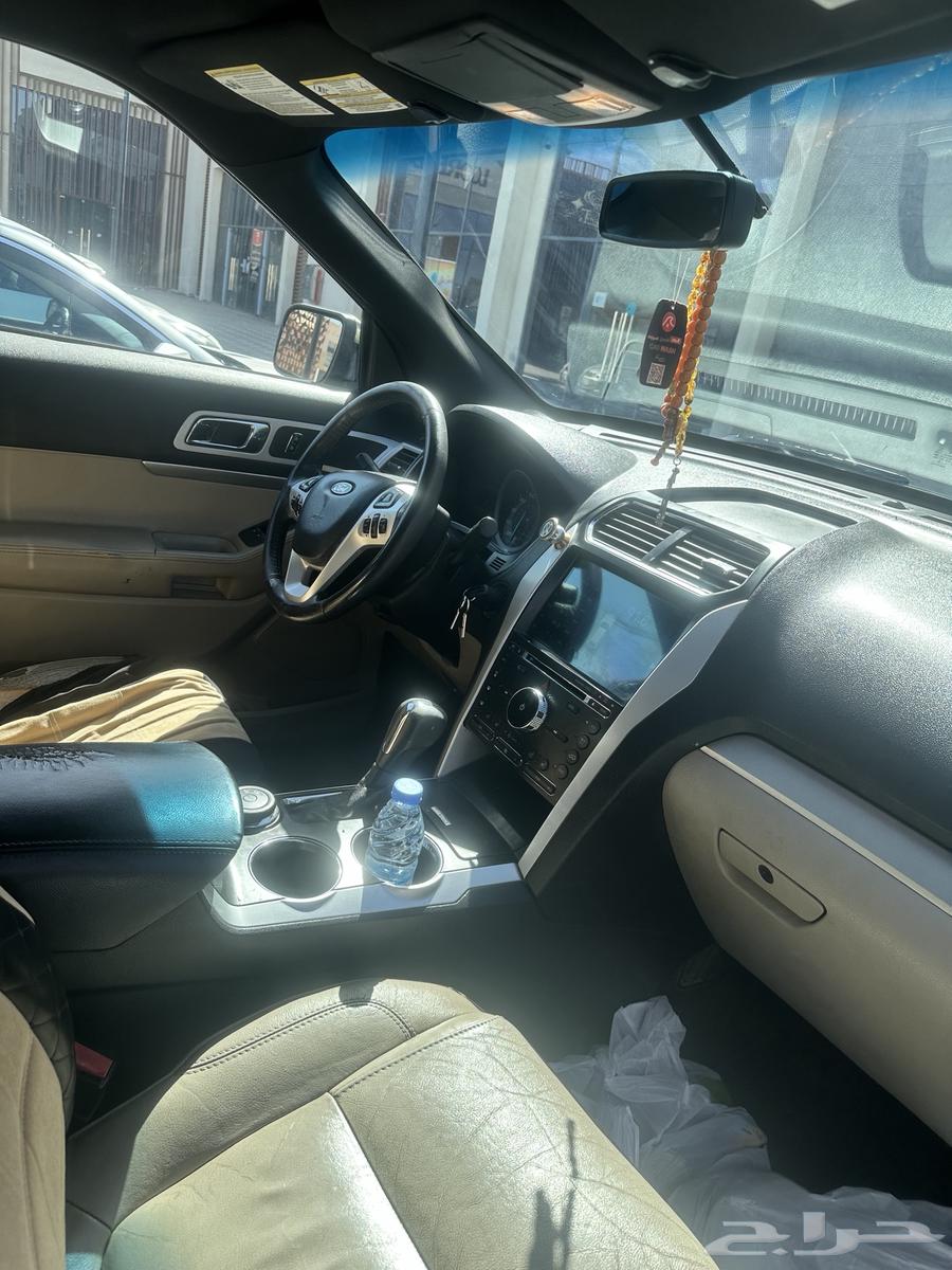Explorer xlt 2012 for sale or exchange for a small car63107025510273112