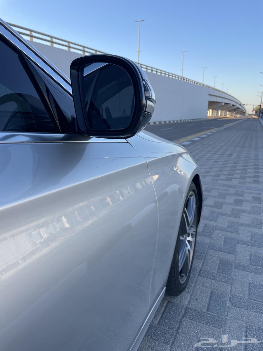 Mercedes E300 202063107749844482114