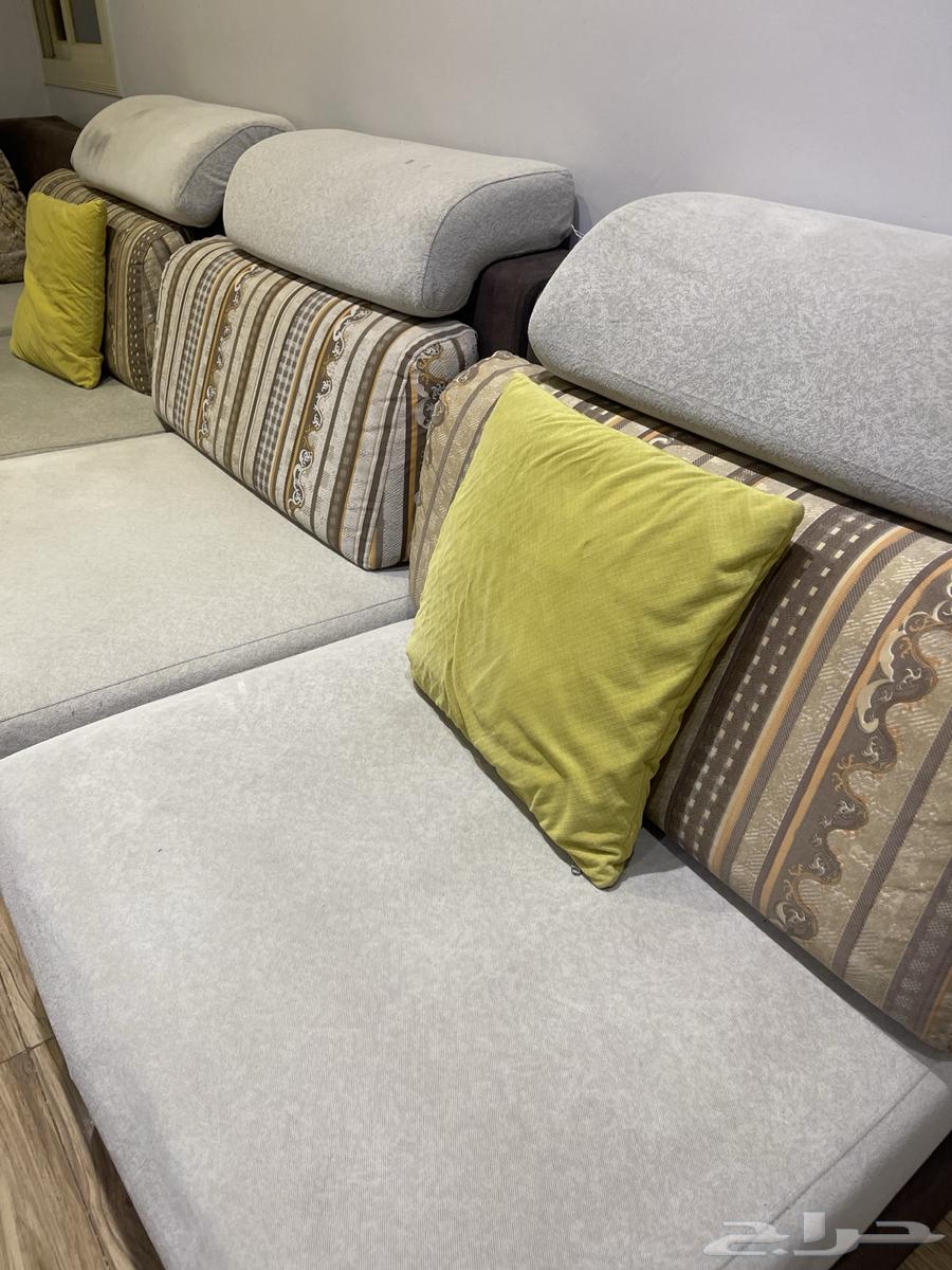 Complete hotel furniture for 33 rooms63072921870595113