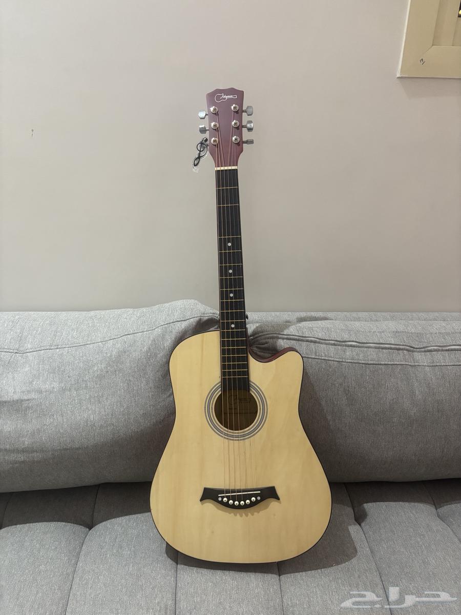 Classic guitar, negotiable price63072514036482119