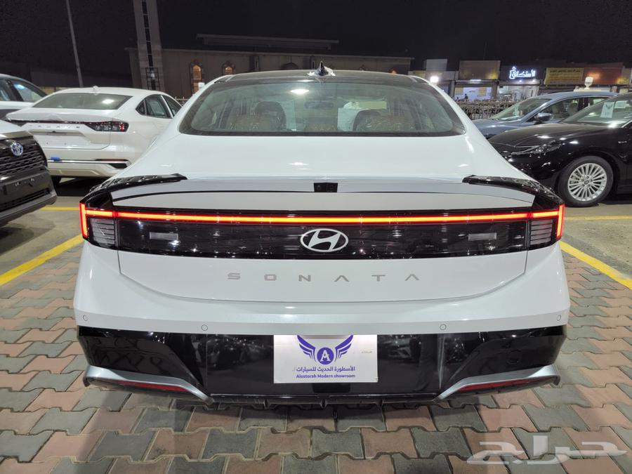 ![](https://media.specmaster.com.ua/media/2023-11-14-15-19-46_6552584e57a65.jpg)  
**Hyundai Sonata Comfort 2025 New Panoramic Roof**63011625102083113