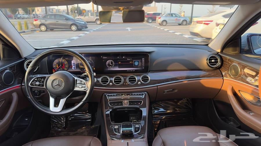 Mercedes E300 202063107749844482111