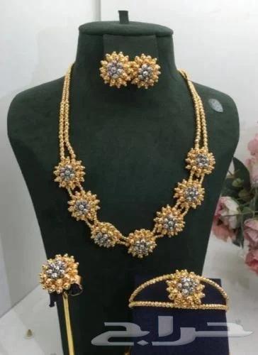 Gold and luxury jewelry alternative sale63070508737154112