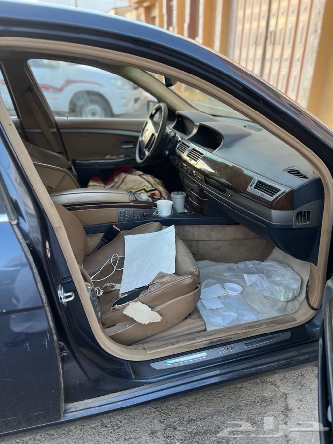 BMW 745 model 2004 for sale dismantled63107400320514114