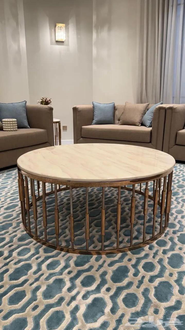 Table630725302416661123