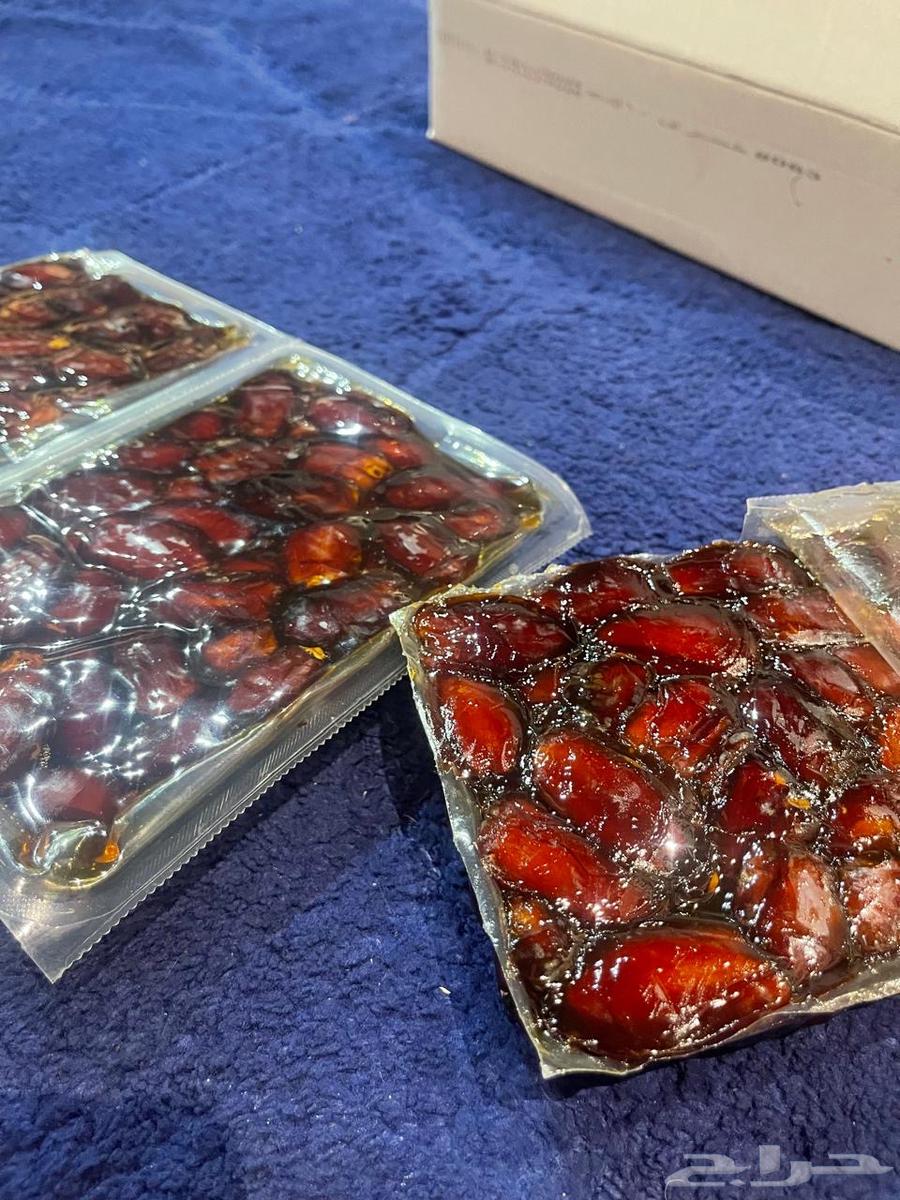Dates for sale63070918122114111