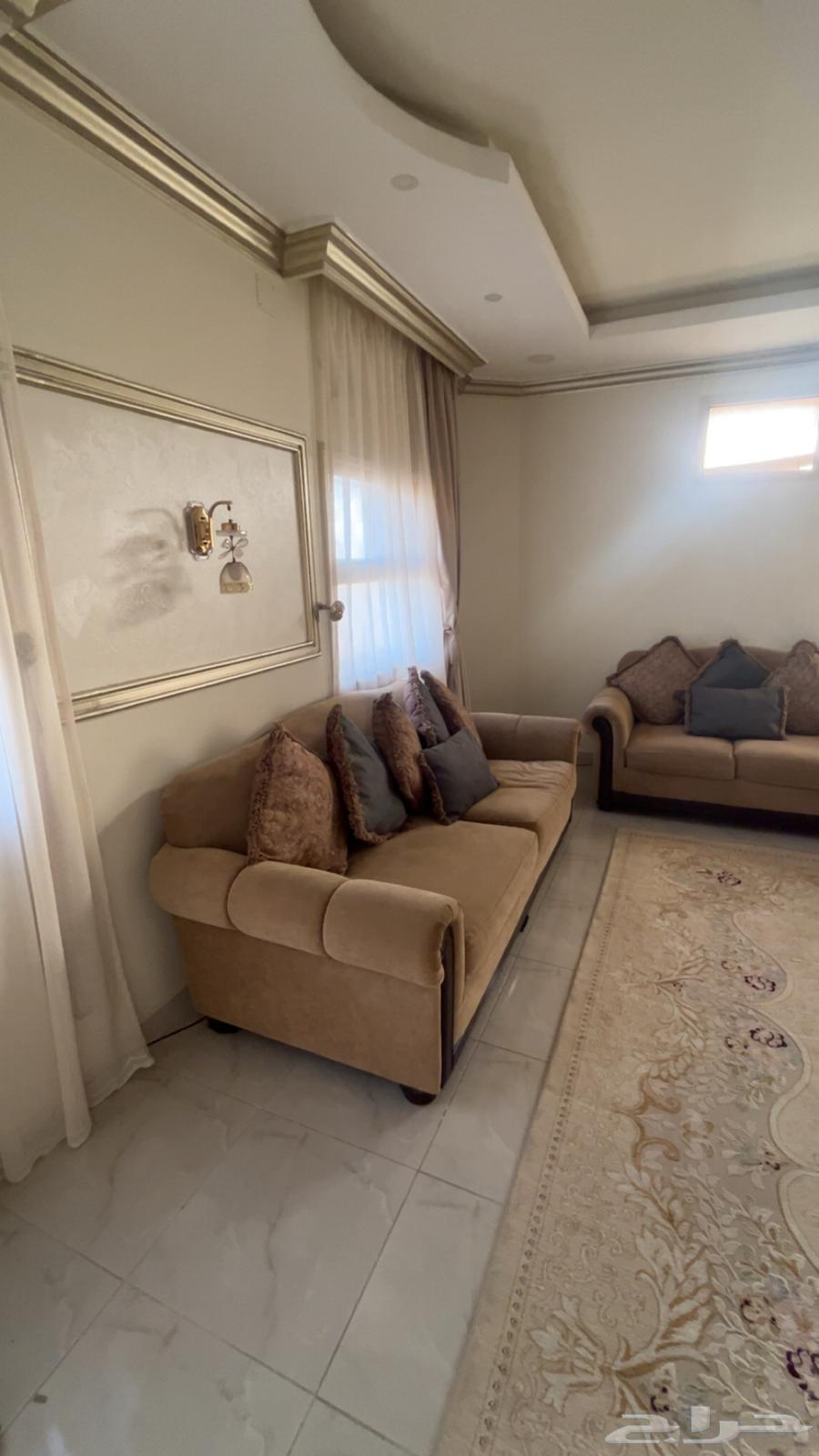 كنب 5قطع نظيف من هوم سنتر63068381916931111