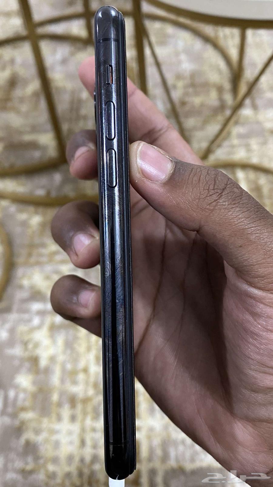 !iPhone 11 Pro is very clean630692687438101118