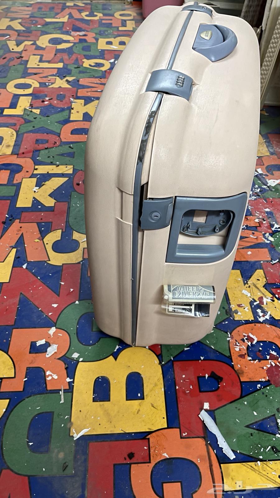 For sale travel bags and suitcases63268290261635113