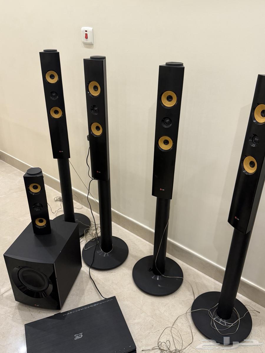 مسرح منزلي من -LG-3D-Blu-Ray63067596345474111