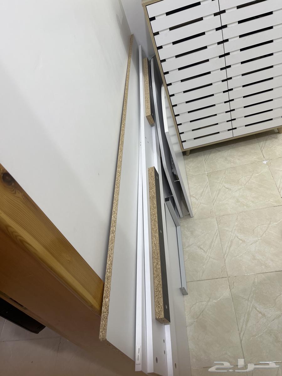 سرير كبير طول 200 في 100 وجديد ومساميره معه630688075393291123