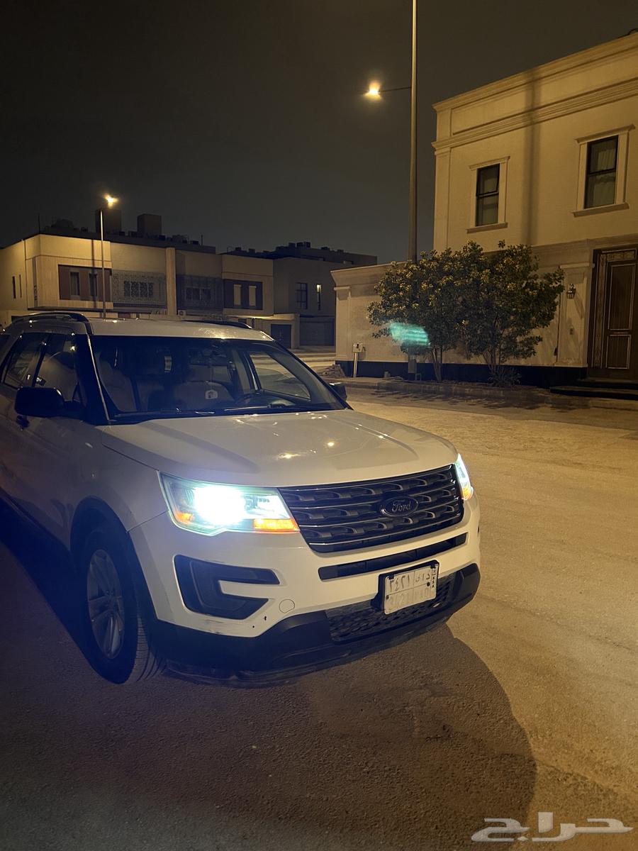Ford Explorer 201663103298153346112