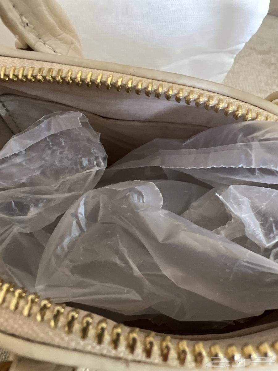 New women's bags never used63069252337794111