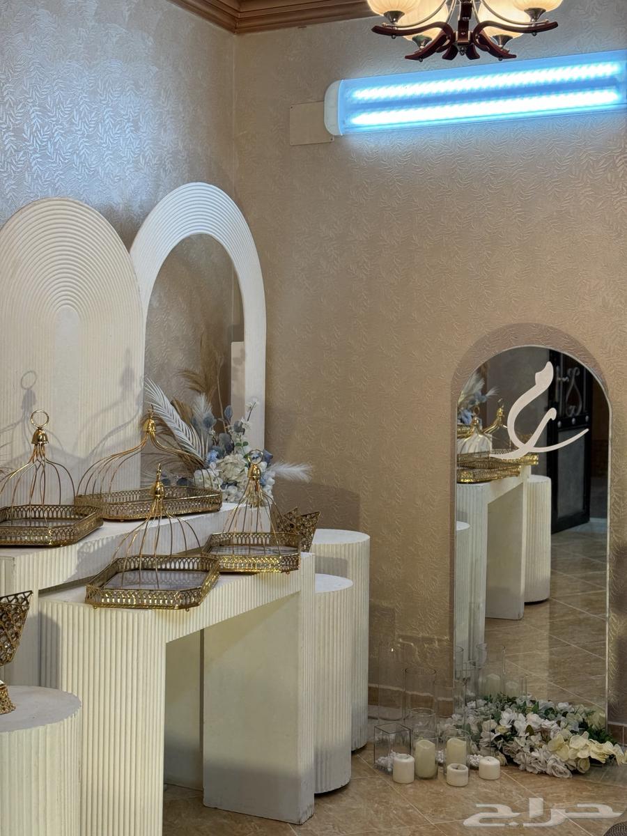 Preparation of Kushat equipment, reception tables, chairs, sofas and vases63069681145473113