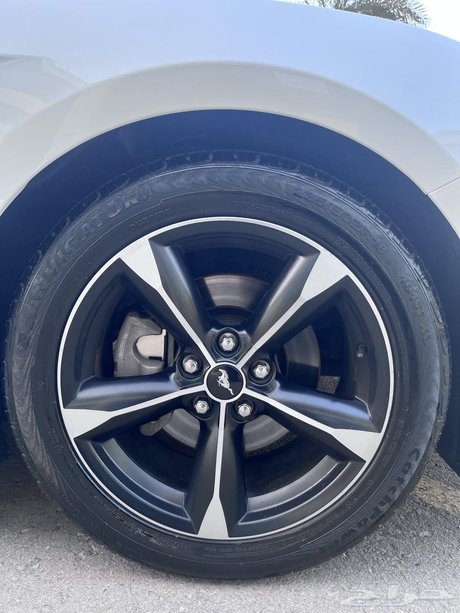 Ford Mustang 2018 for exchange only63102918764161113