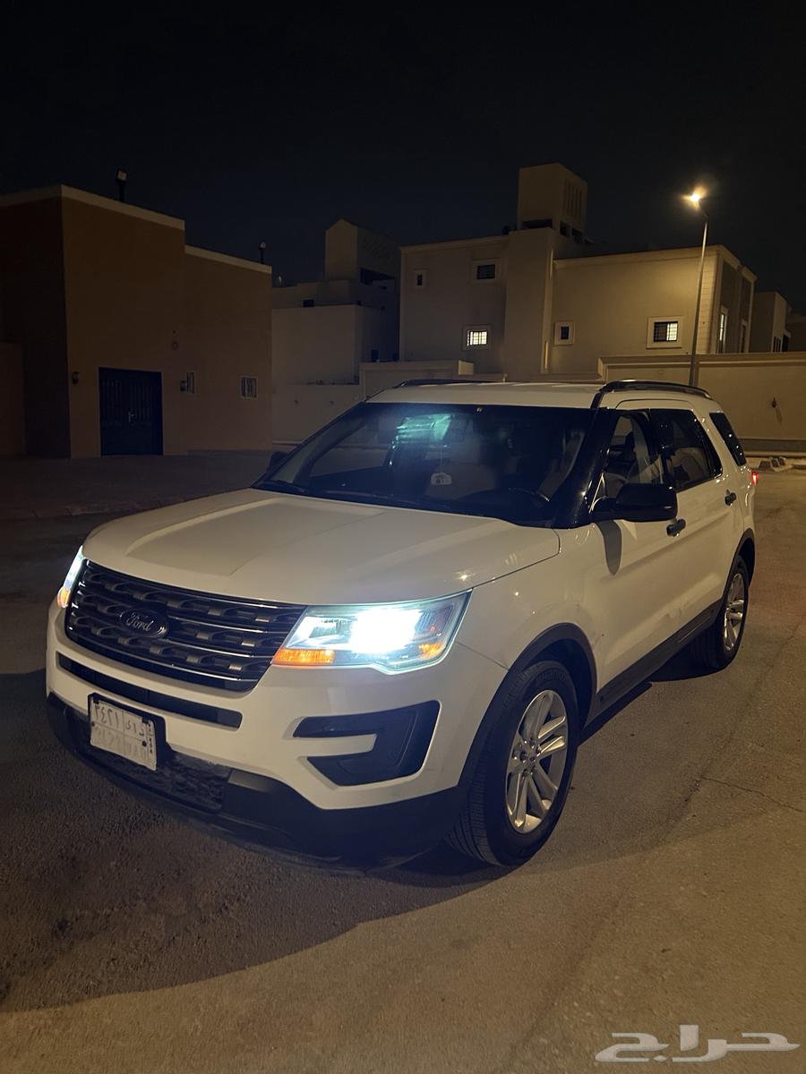 Ford Explorer 201663103298153346111