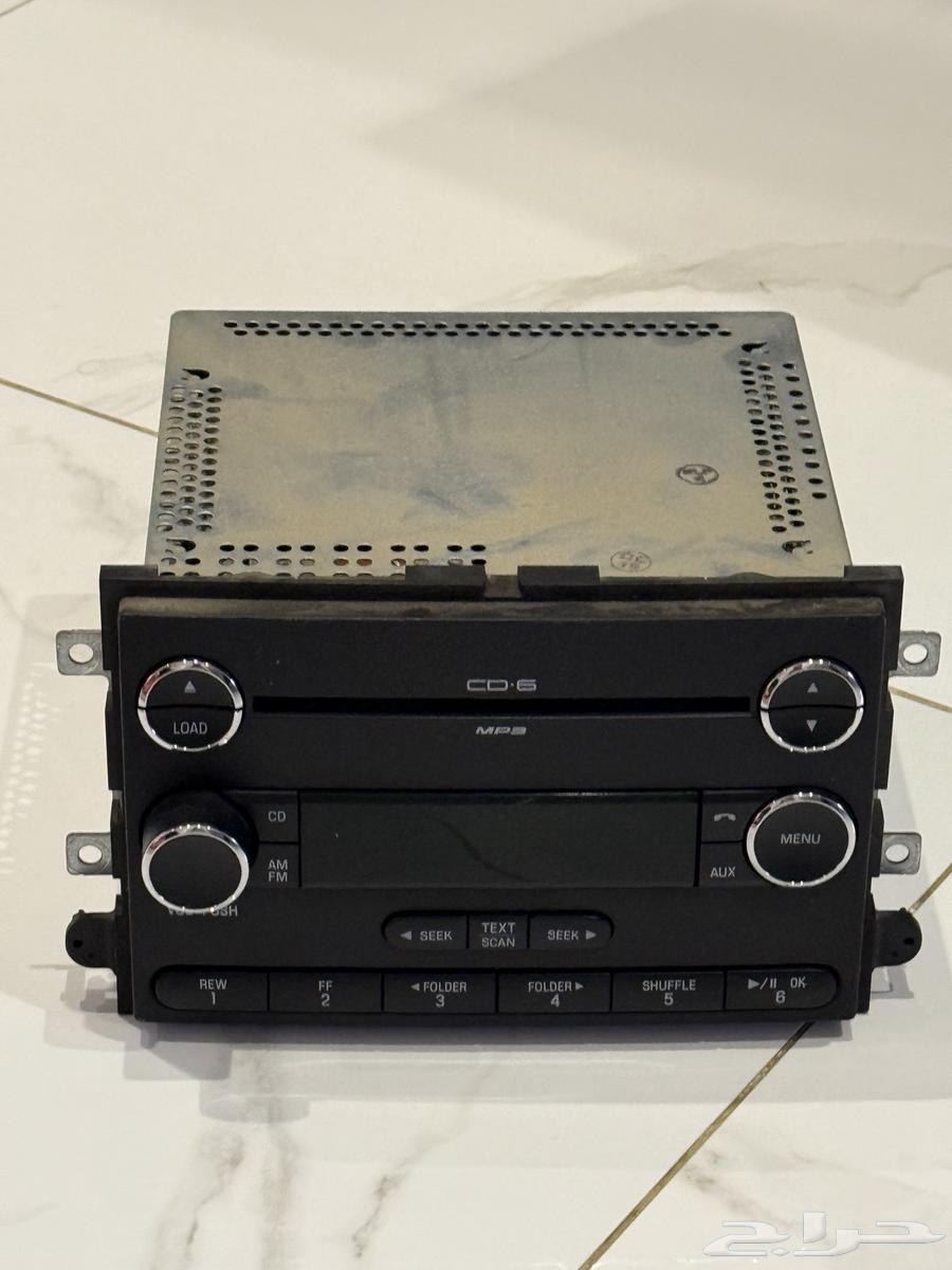 Radio Ford Explorer agent for sale (price negotiable)63069696854658111