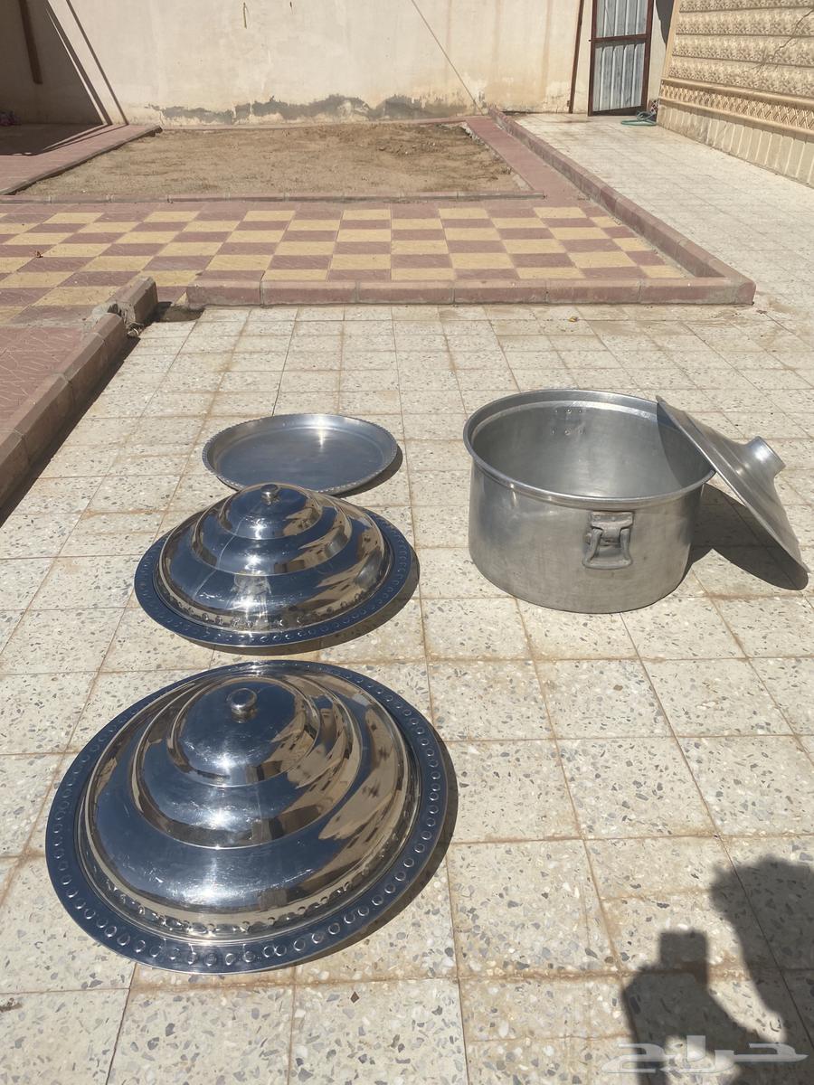 قدر طبخ كبير للبيع و صحون اكثر من 20 سنه630696596823061128