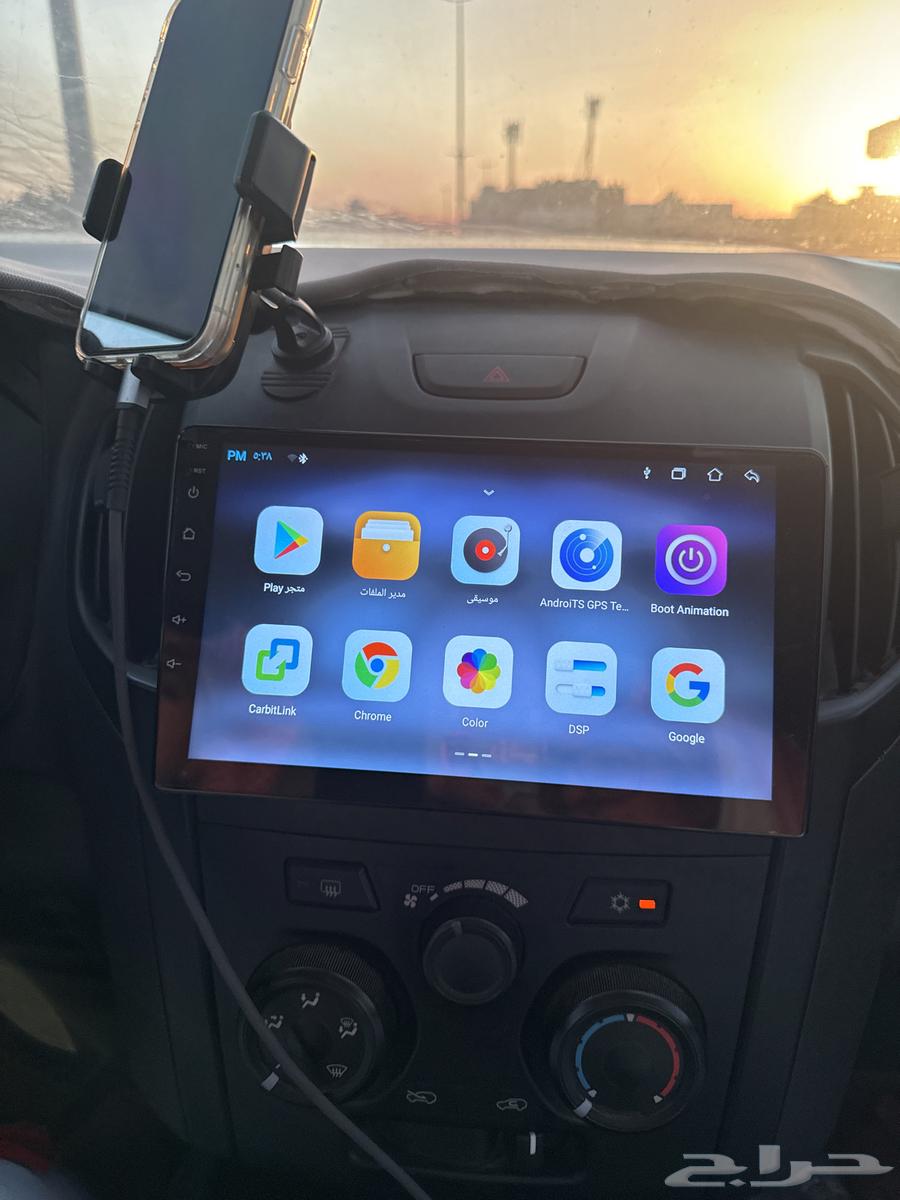 للبيع شاشه هوندرت تركب عل جميع سيارة63102906037250112