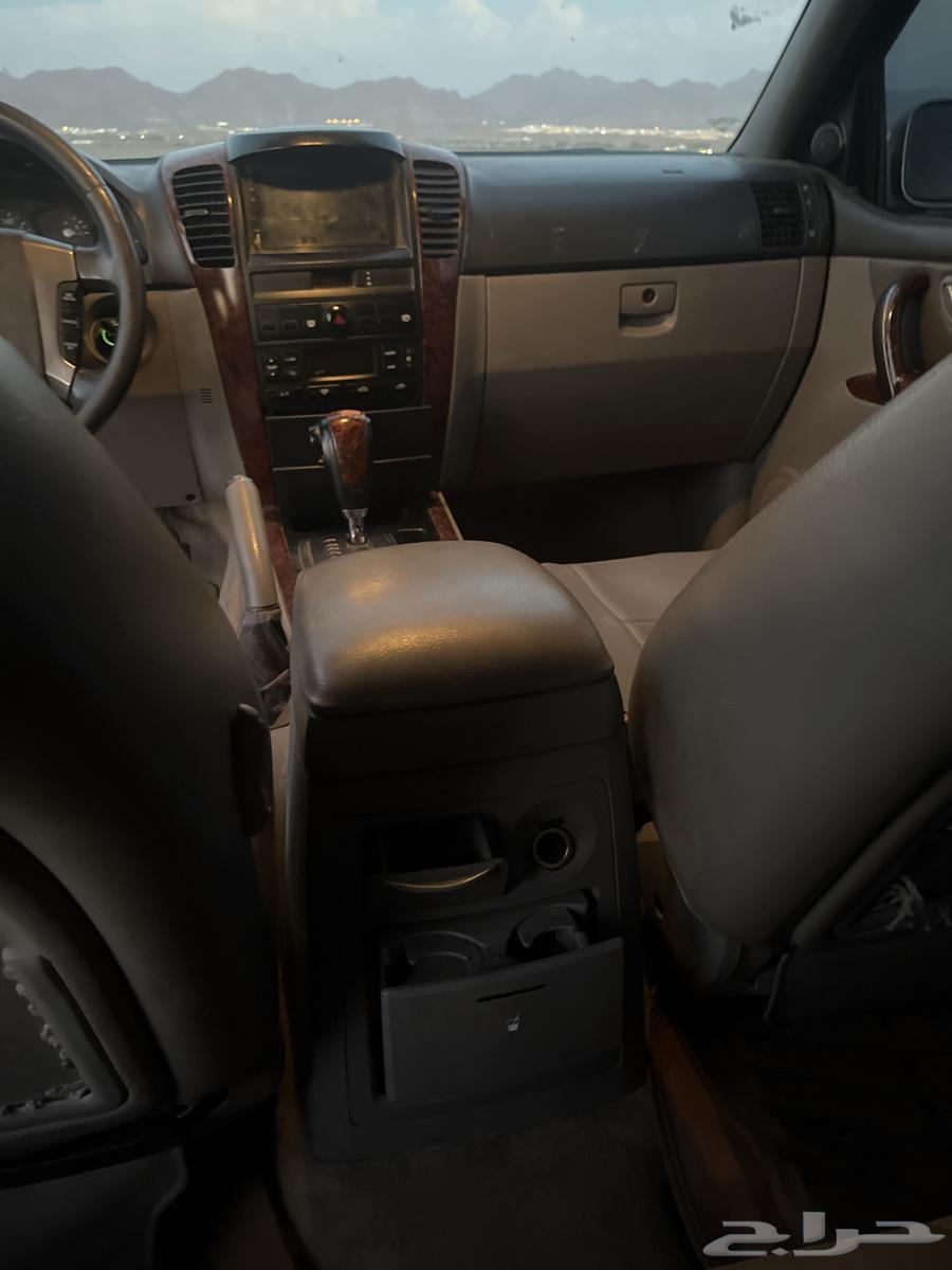 Kia Sportage 2004 half full63102915011203114
