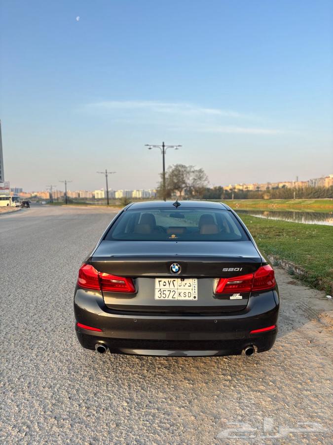 BMW 520i 201863104408147073113