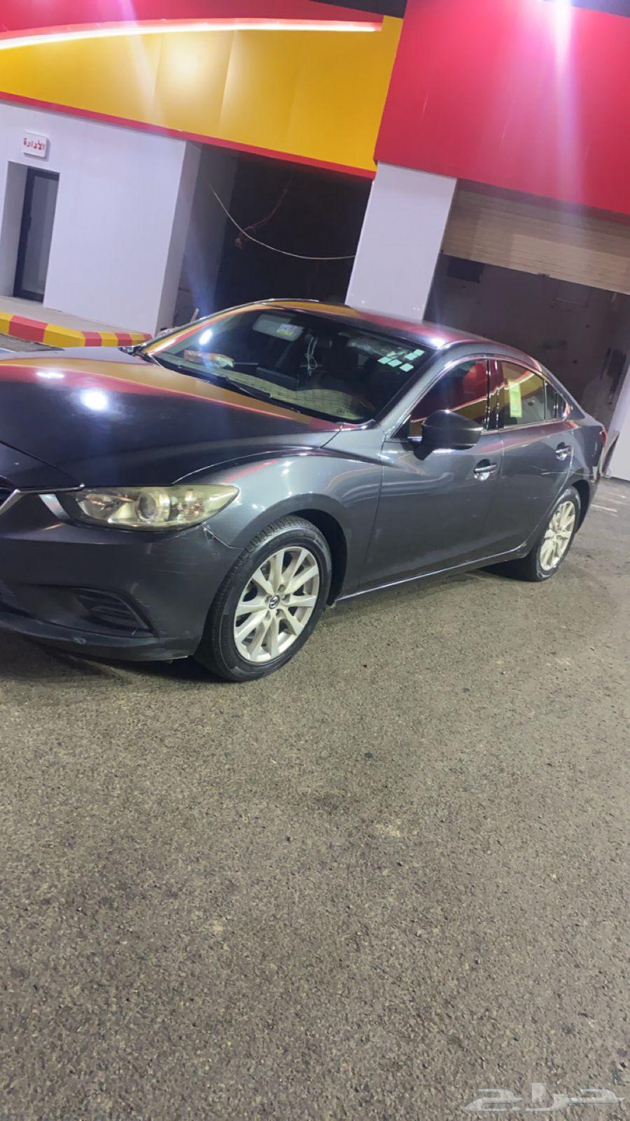 In 2017, I bought a 390 without spoiler, not modified, original agency63102897264770113