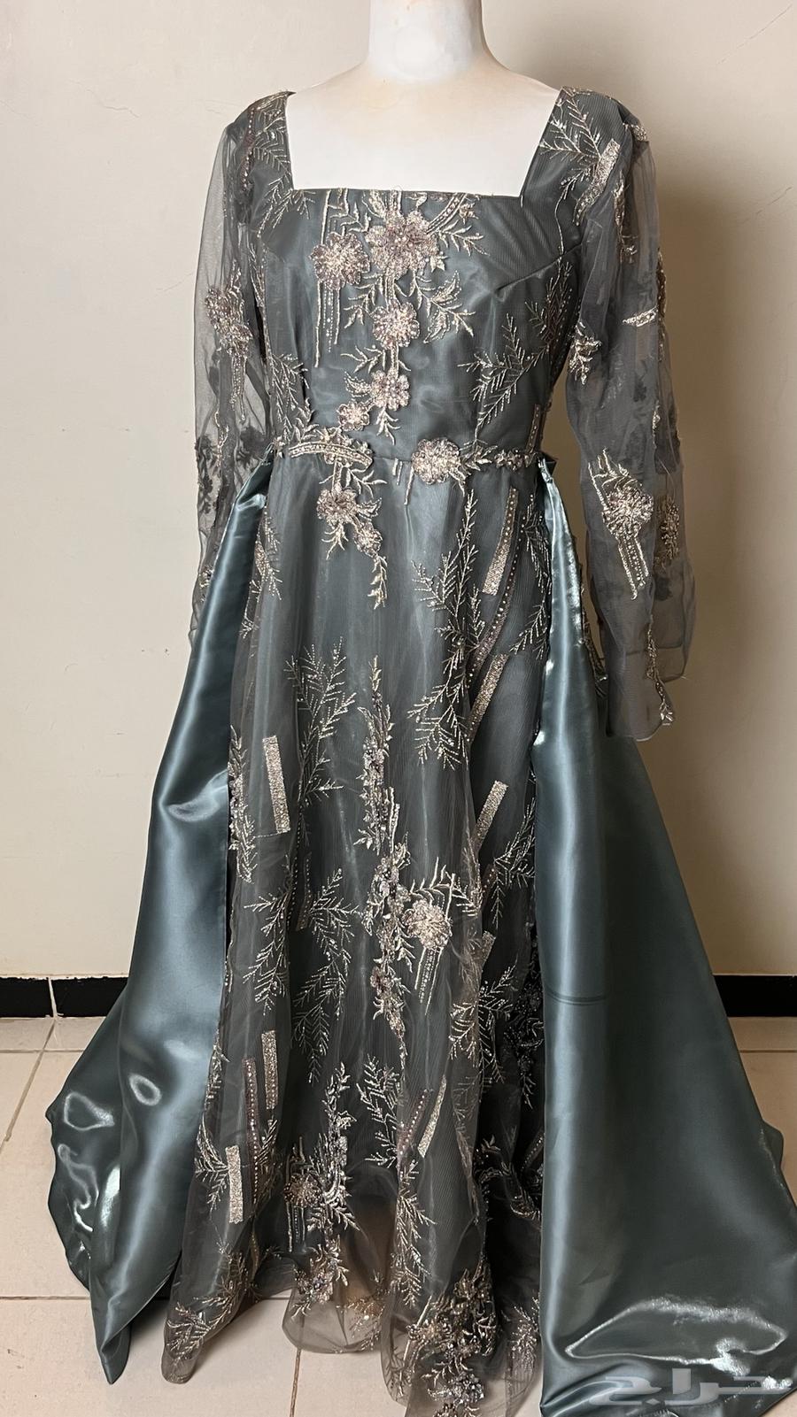 New dress for sale63068030791682111