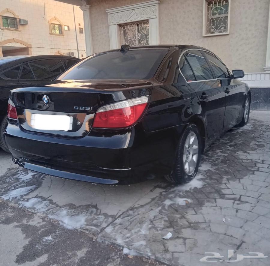 BMW 523i63098799255298112