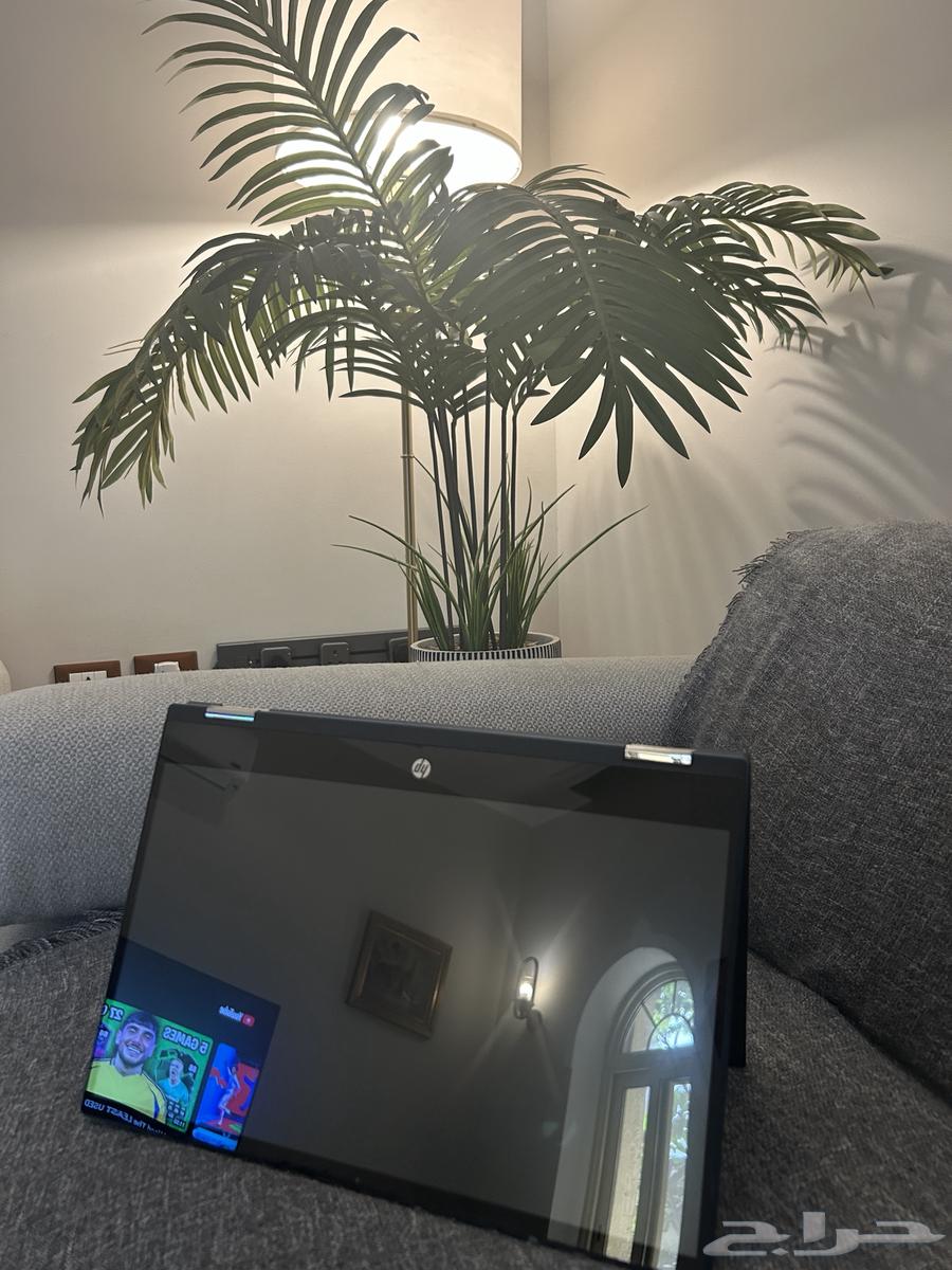 HP Pavilion x360 laptop (convertible)63066001122435112