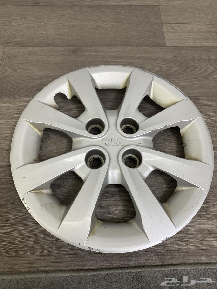 This Kia Rio is from 2012 to 201763101445761409113