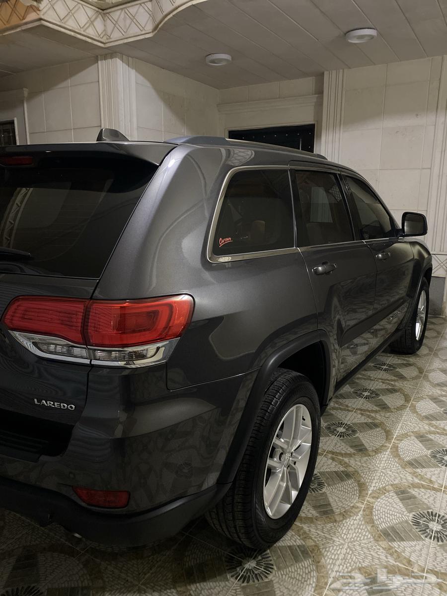 2017 Grand Cherokee Laredo (Double) with low mileage63108542529922113