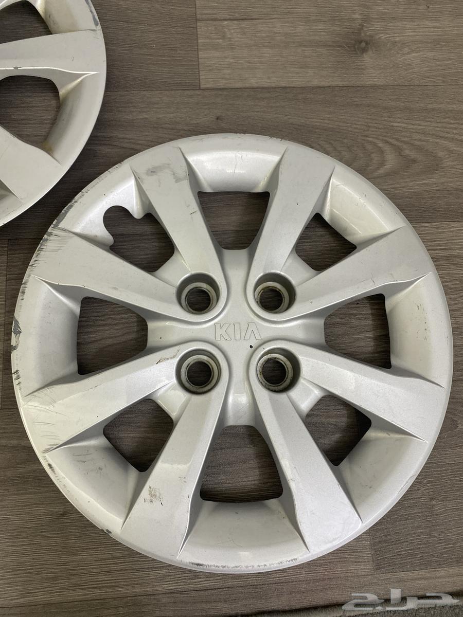 This Kia Rio is from 2012 to 201763101445761409114