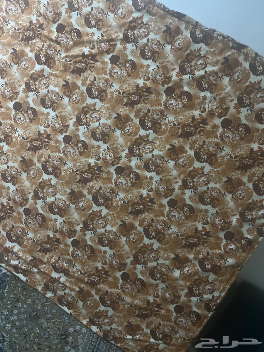 60cm thick mattress, little used, length 190 and width 16063072926749443112