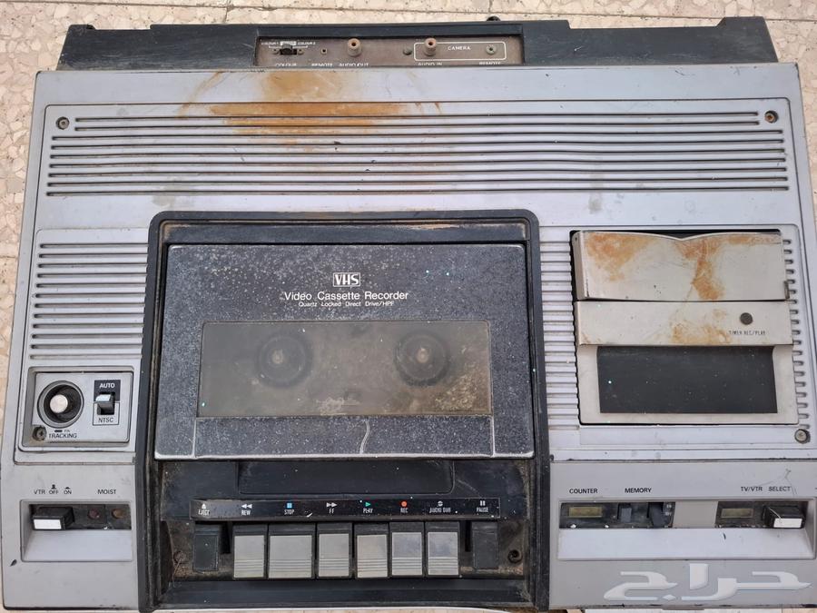 An old video device that does not work63065612475137113