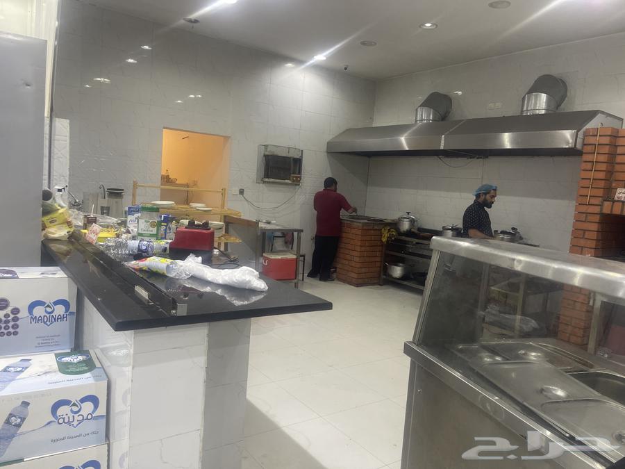 مطعم للبيع63012037415171113