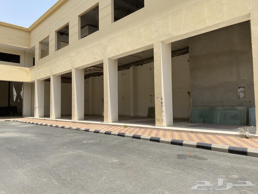 For rent offices and showrooms - The Lakes63007449473410112