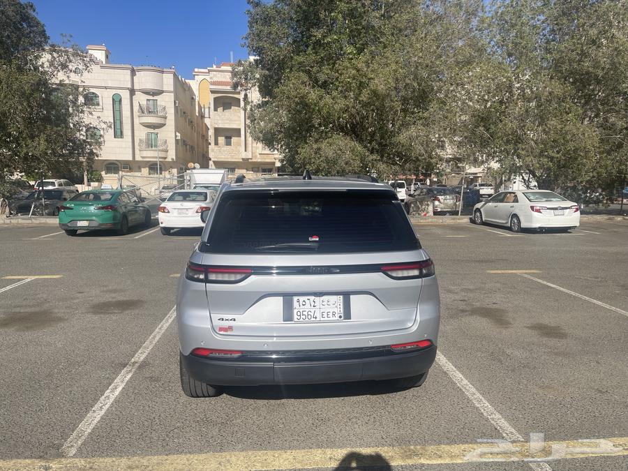جيب شيروكى 2023 للبيع النقدى63100718310531111