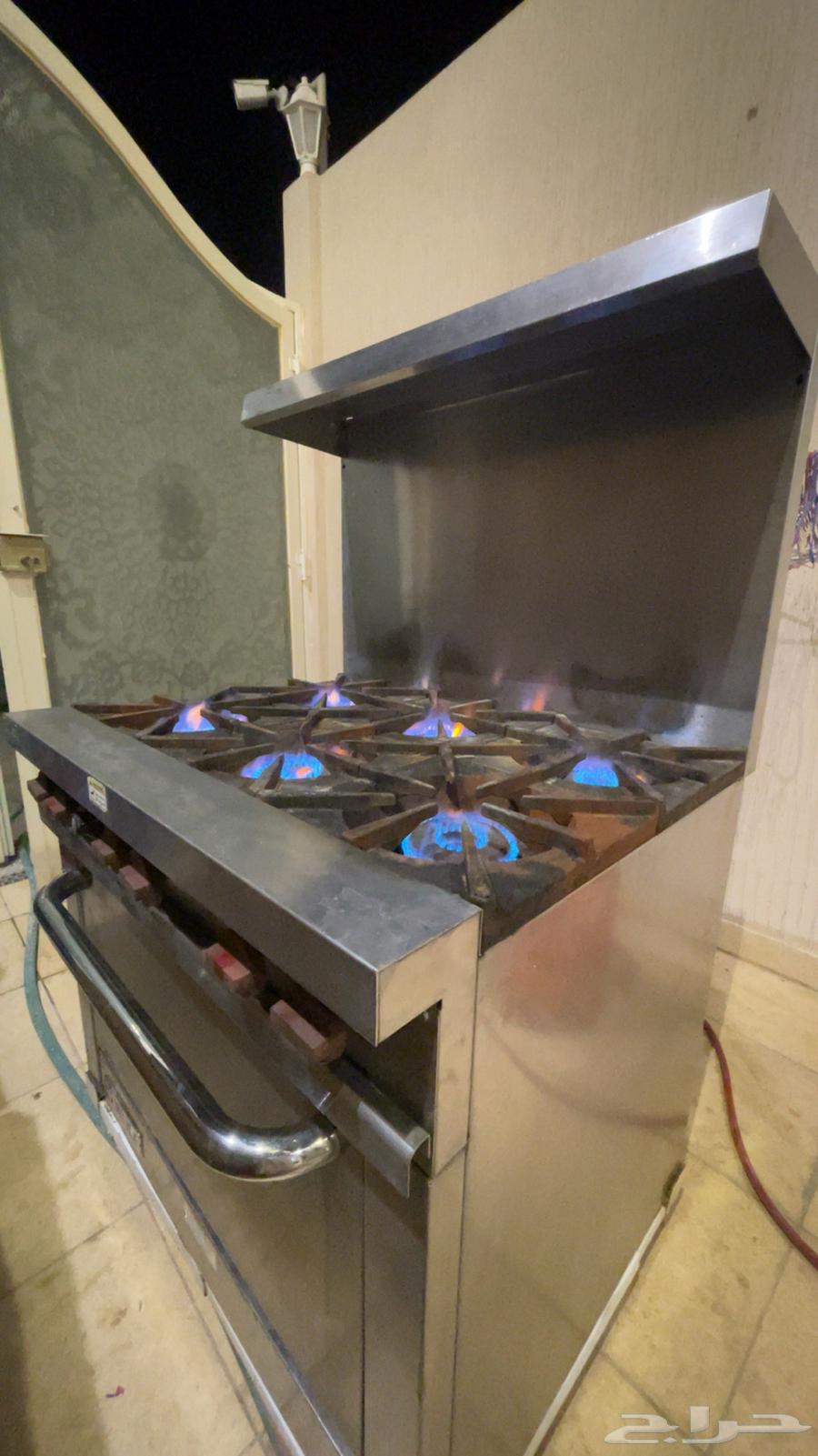 Very clean American gas oven with six eyes in Al-Ahsa63062192180739111