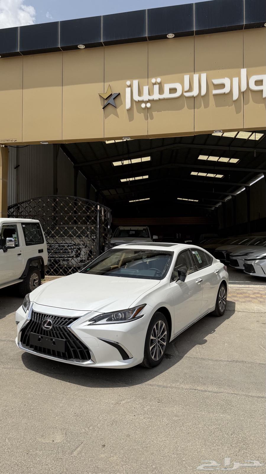 لكزز 2025 ES350 ستاندر ب193.900 شامل الضريبة63095461119363119