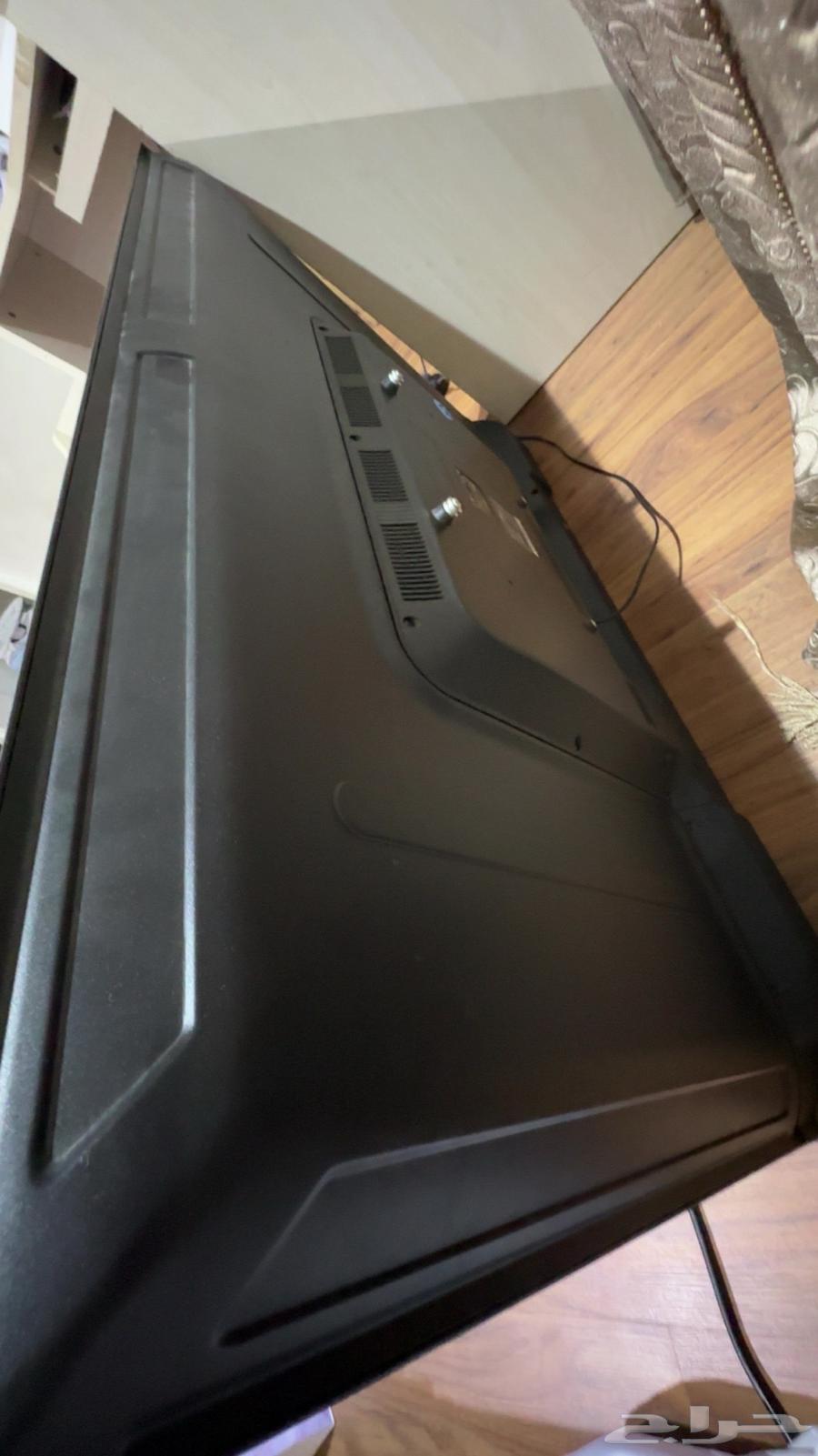 40-inch Smart DANSAT TV is rare63063660658946112