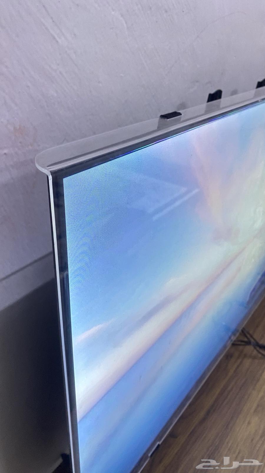 New screen, little used 43 inch with screen protector 65063097733335555112